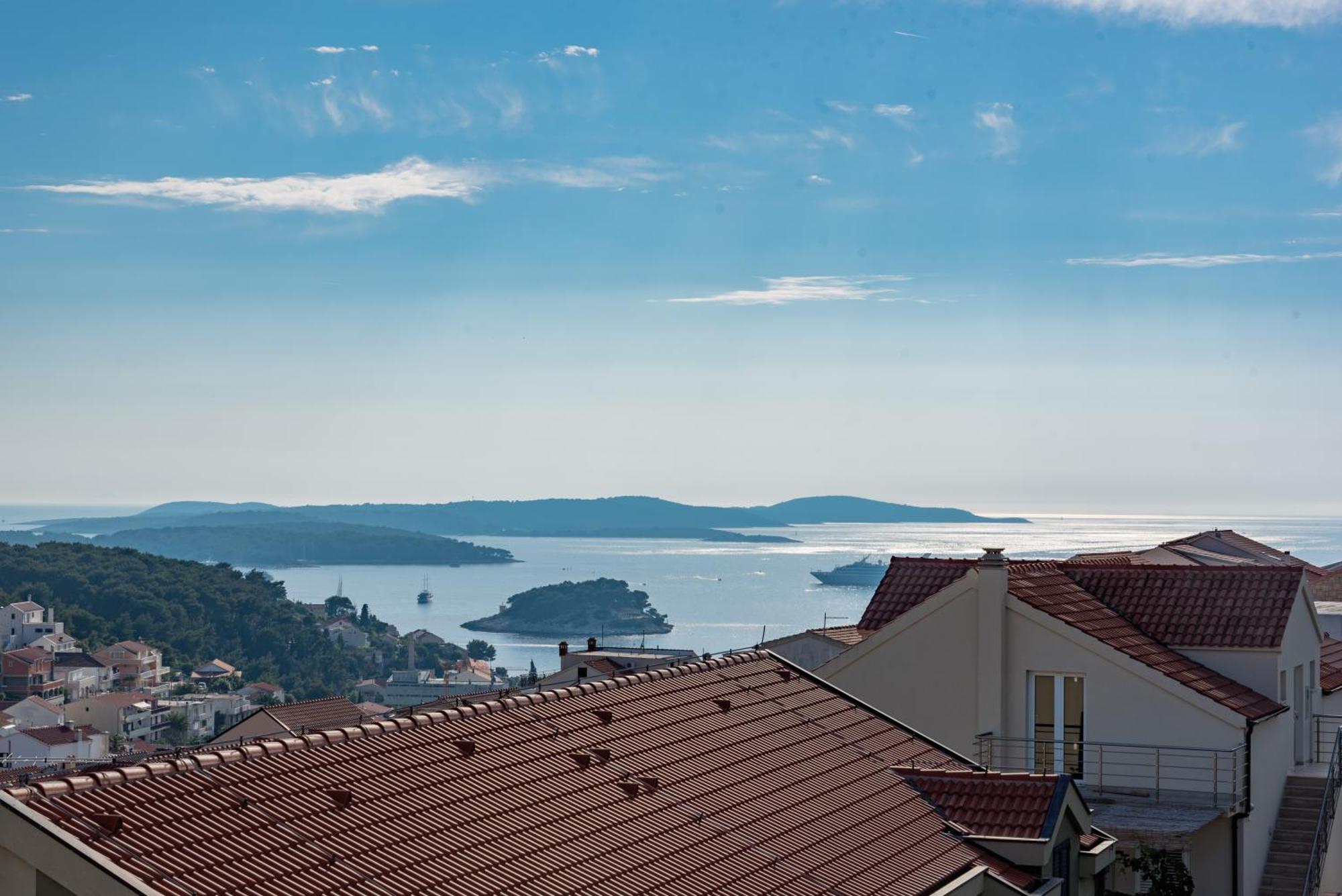 Apartments Mazuran Χβαρ Εξωτερικό φωτογραφία
