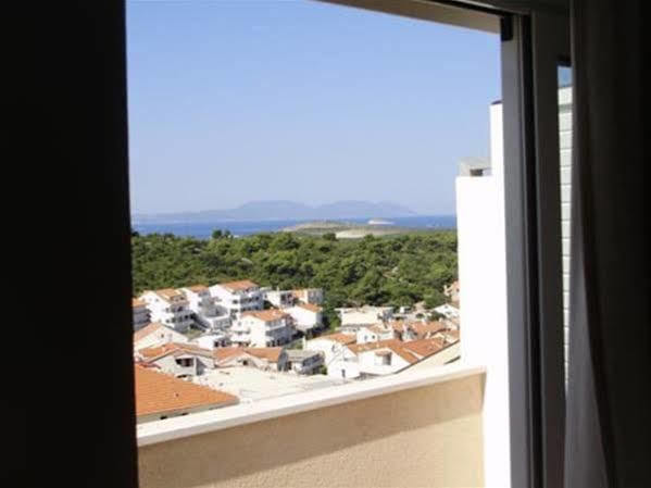 Apartments Mazuran Χβαρ Εξωτερικό φωτογραφία