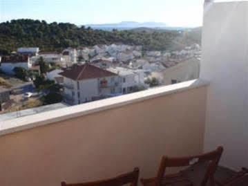 Apartments Mazuran Χβαρ Εξωτερικό φωτογραφία